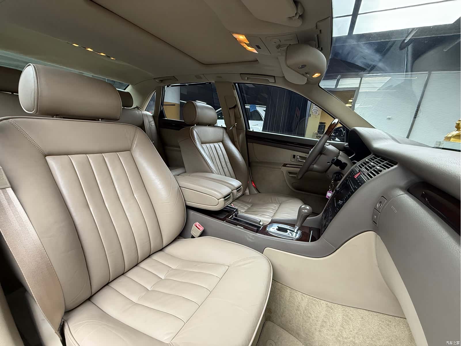 Audi A8, 2003 11
