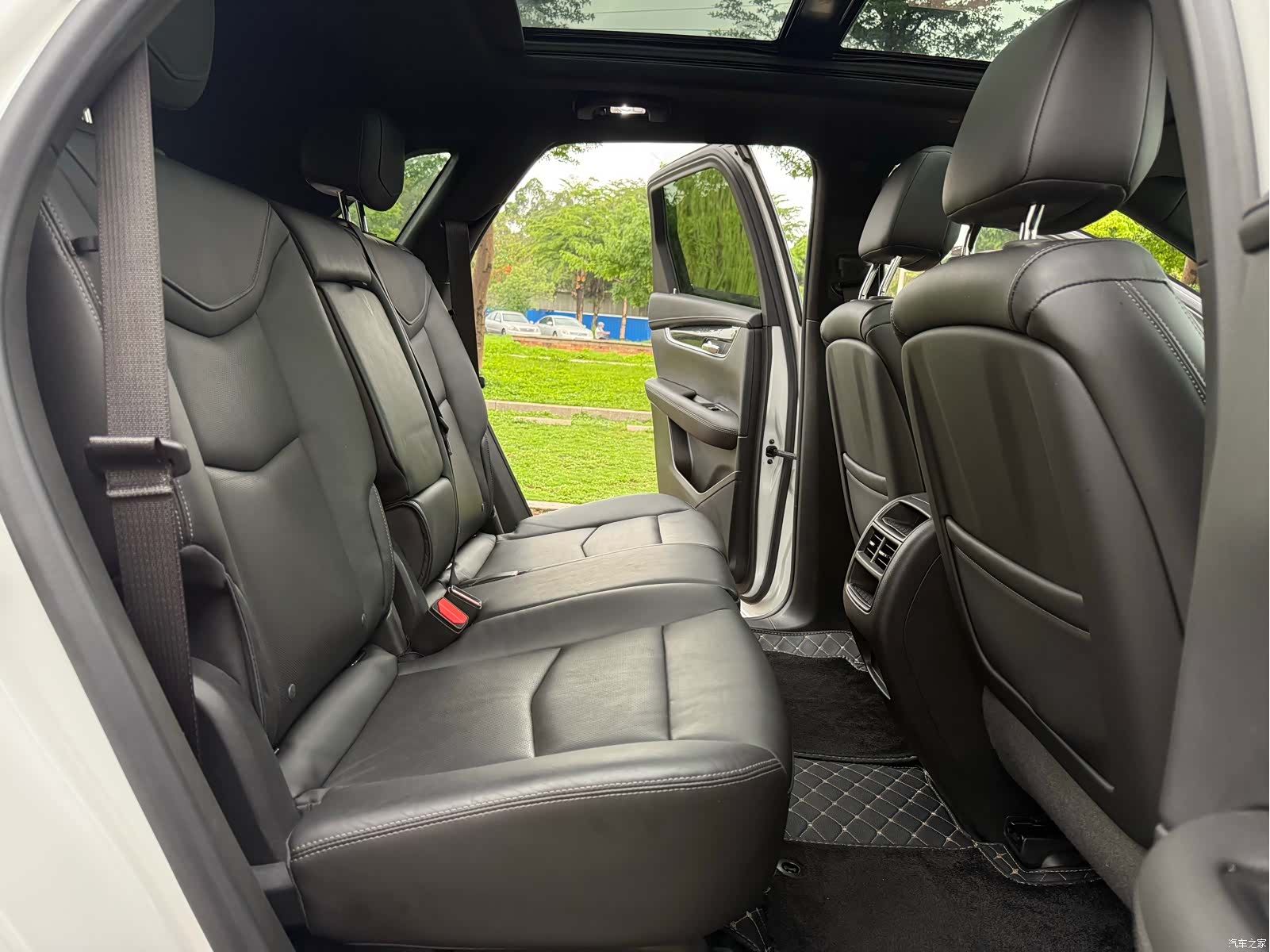 Cadillac XT5, 2019 12