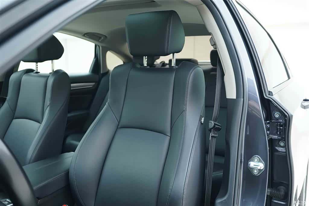 Honda Accord, 2022 14