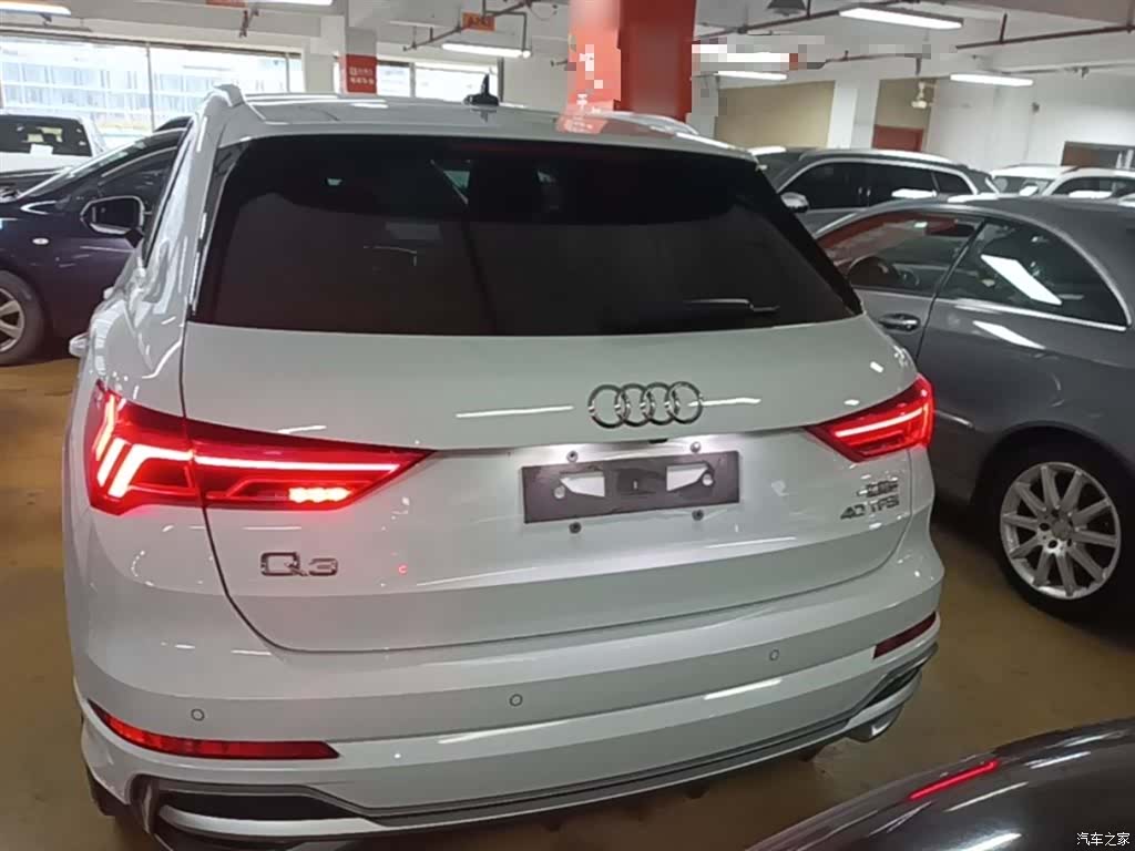 Audi Q3, 2022 6
