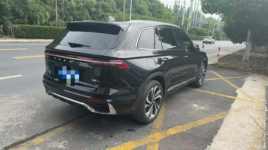 Geely Xingyue L, 2023 8