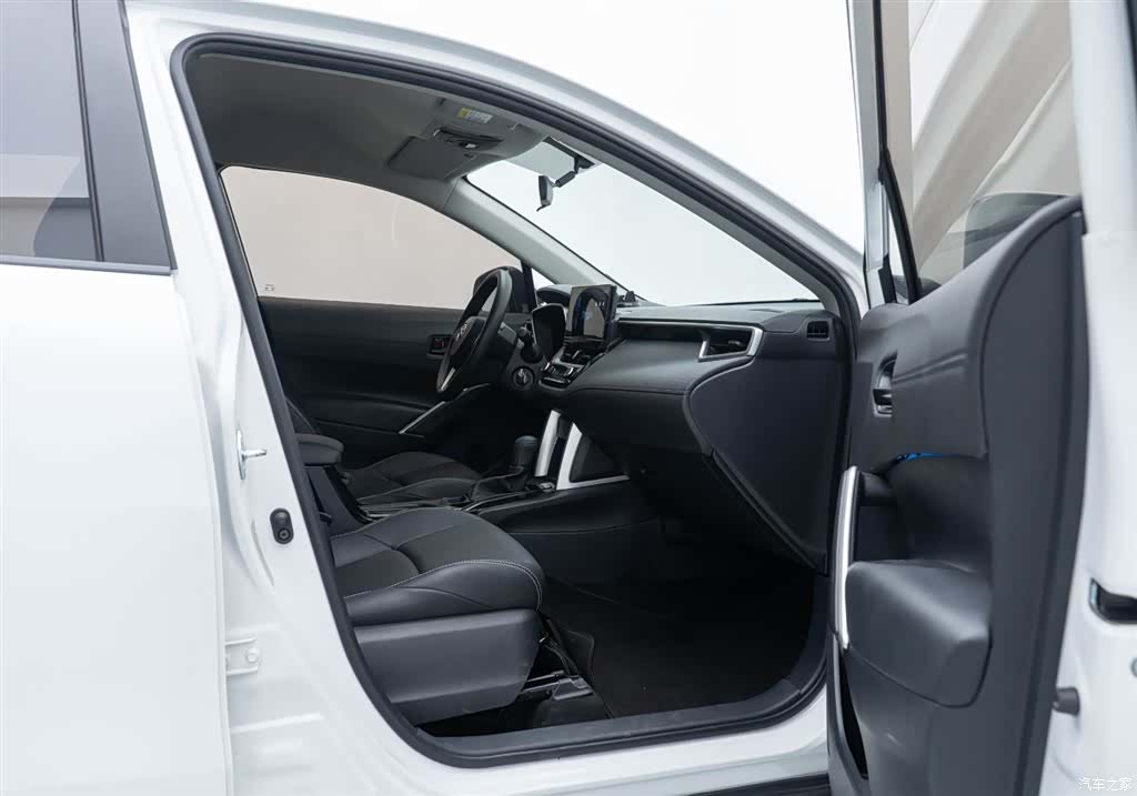 Toyota Frontlander, 2025 16
