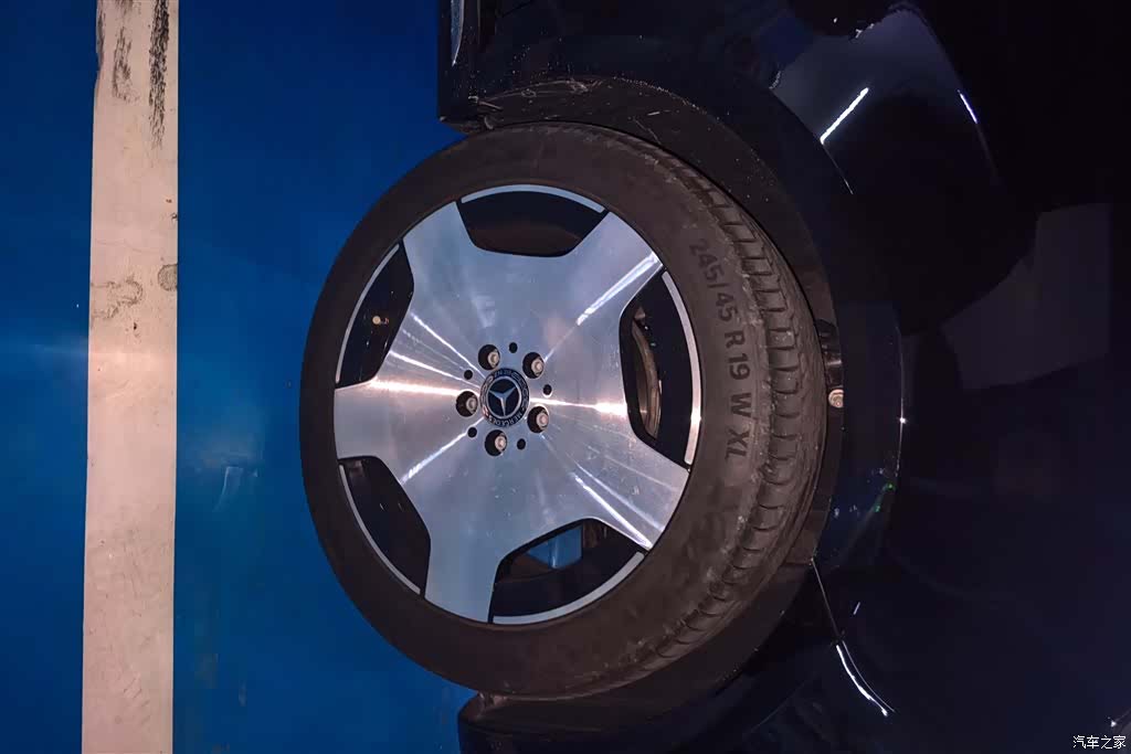 Mercedes-Benz V-Class, 2025 6