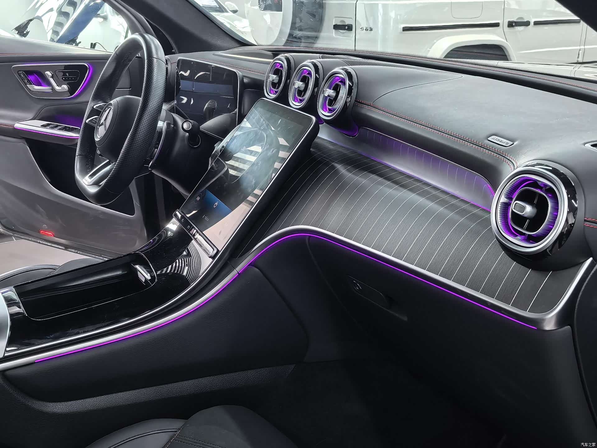 Mercedes-Benz GLC, 2025 9