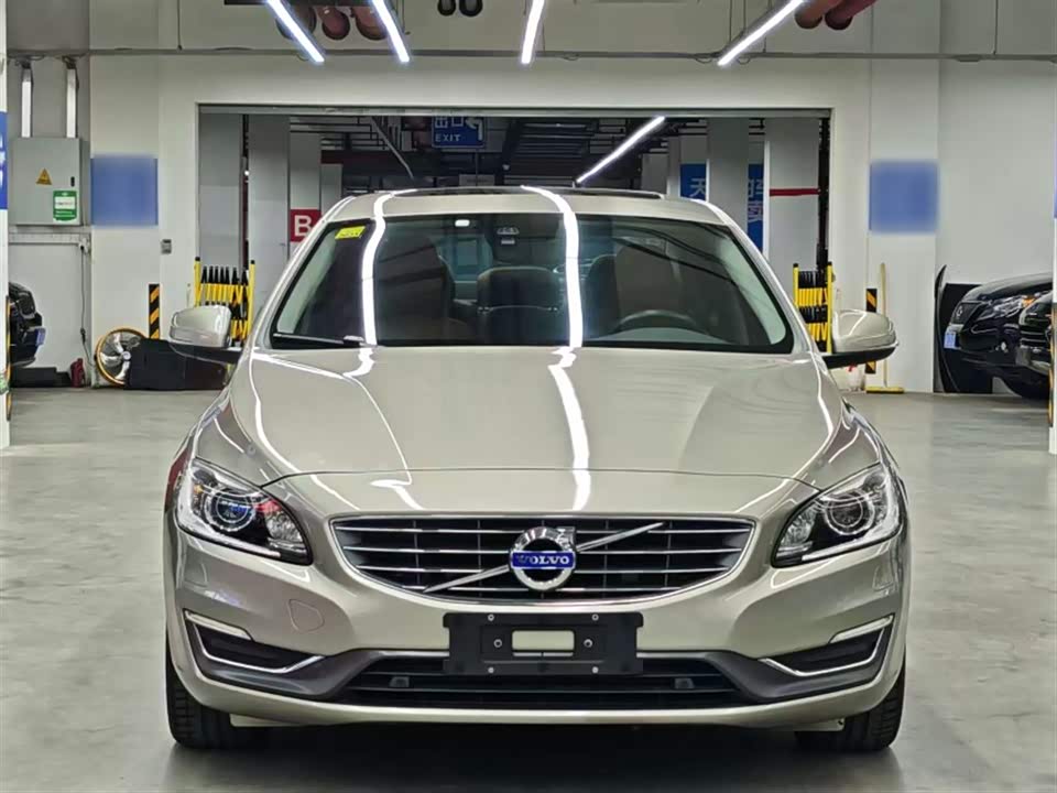 Volvo S60