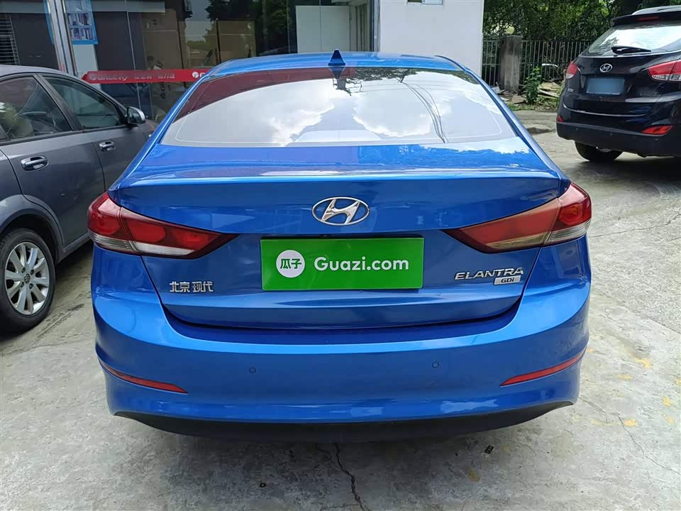Hyundai Lead
