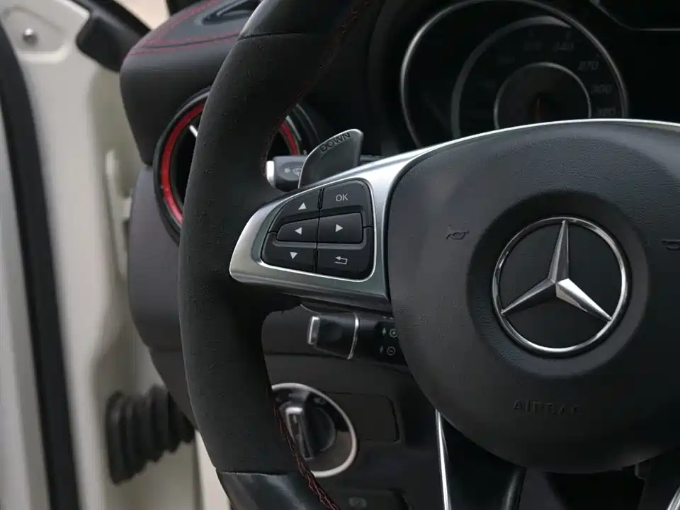 Mercedes-Benz GLA AMG