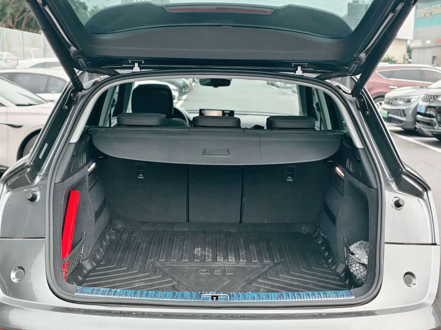 Audi Q5L 2022, фото 13