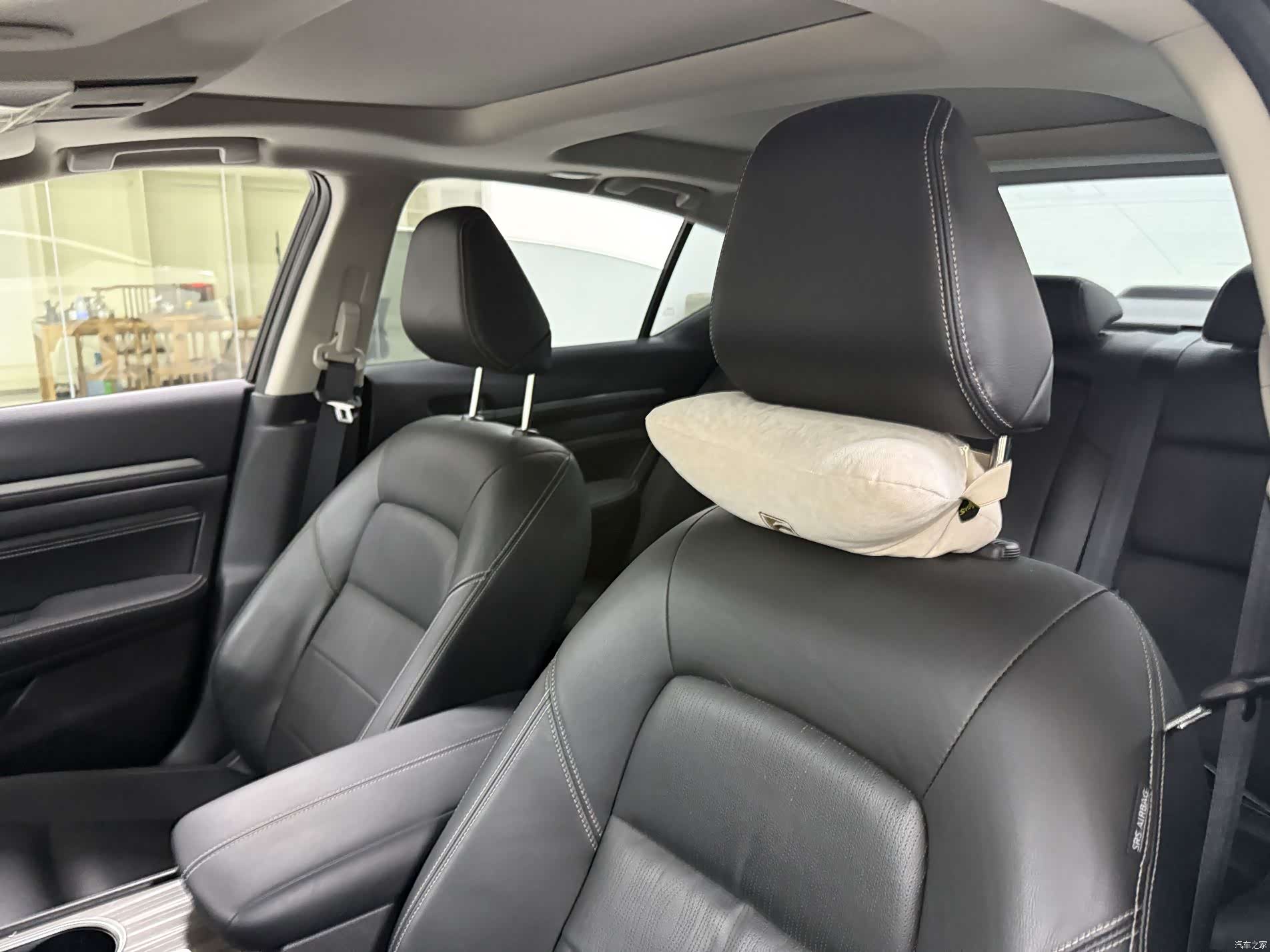 Nissan Teana, 2022 11