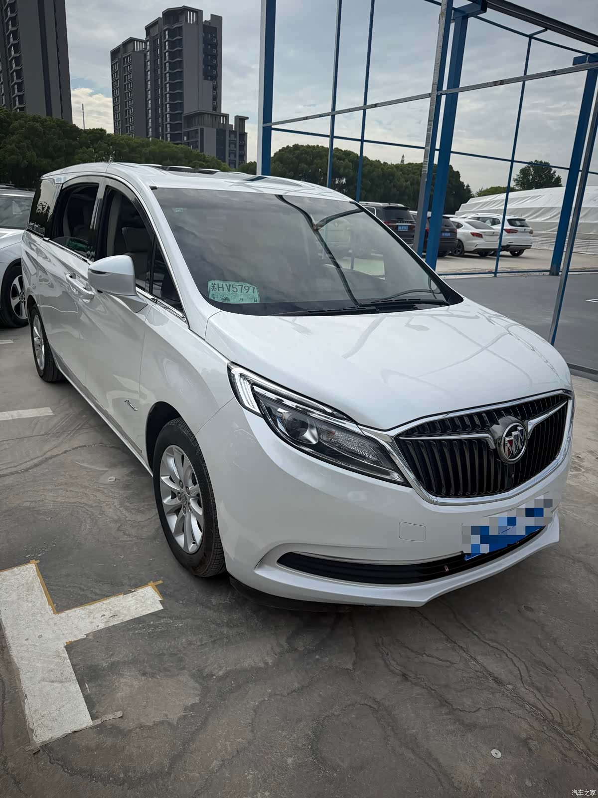 Buick GL8, 2019 3