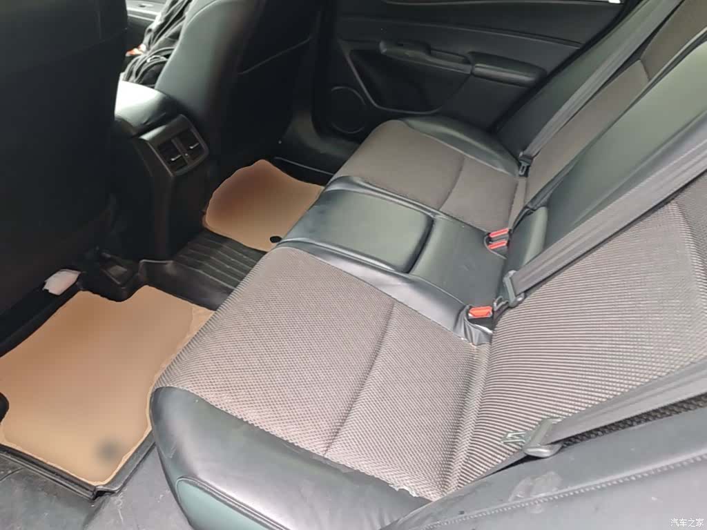 Honda Jade, 2018 17