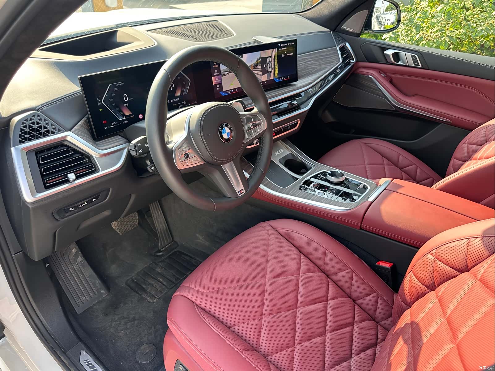 BMW X5, 2025 6