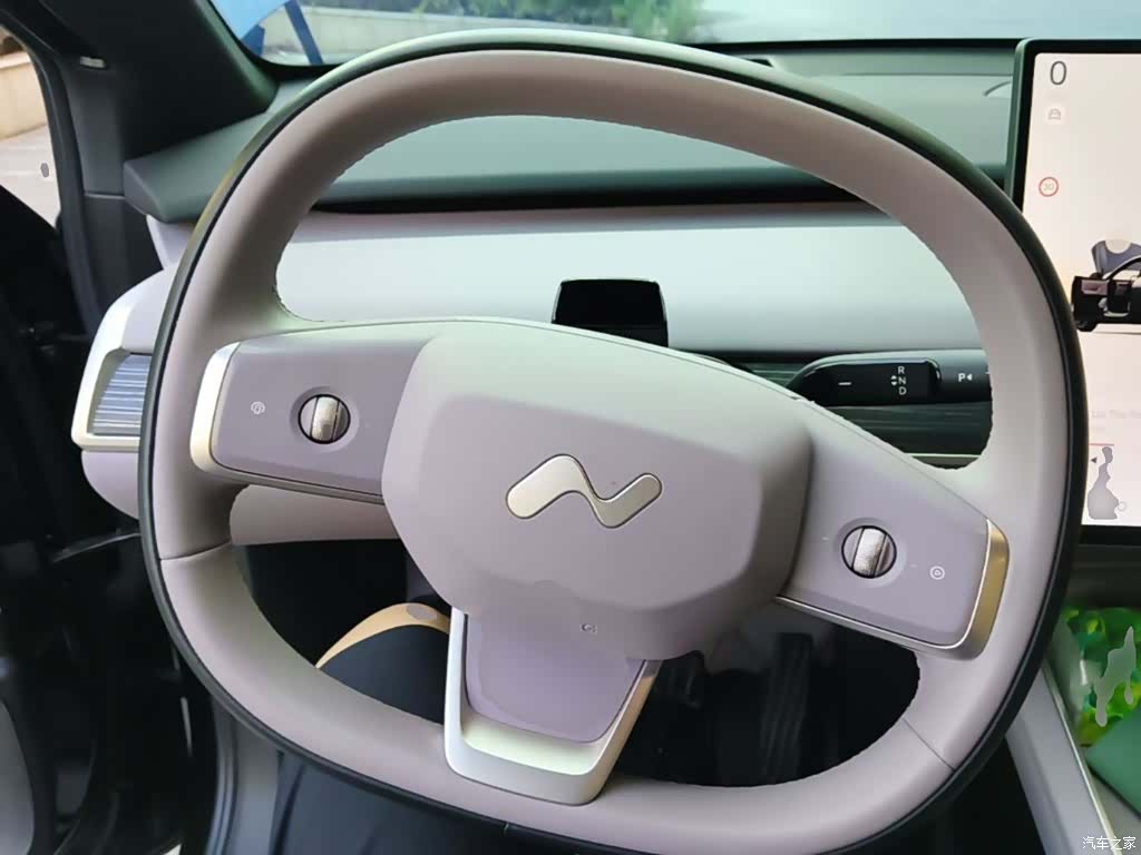 NIO L60, 2025 11