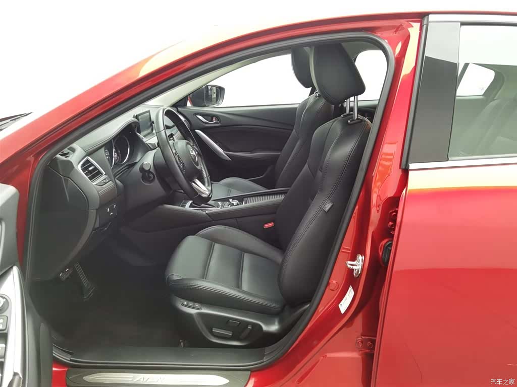Mazda Atenza, 2017 10