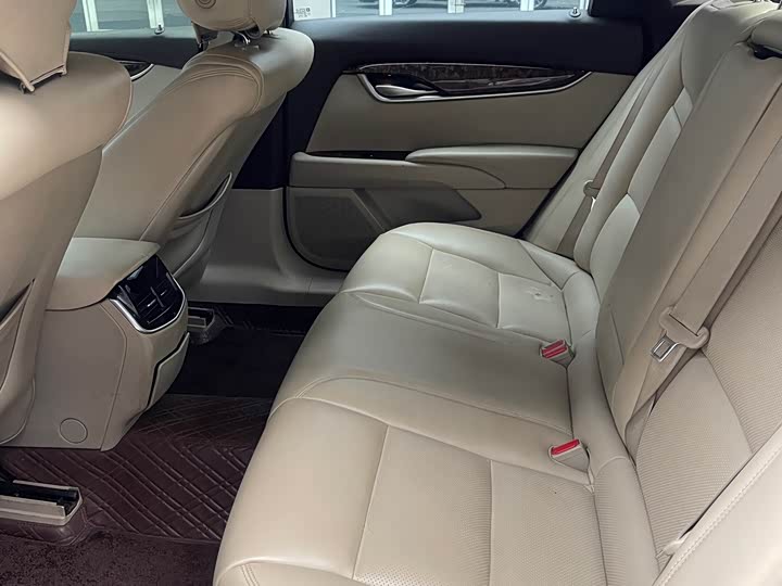 Cadillac XTS 2015 28T Люкс