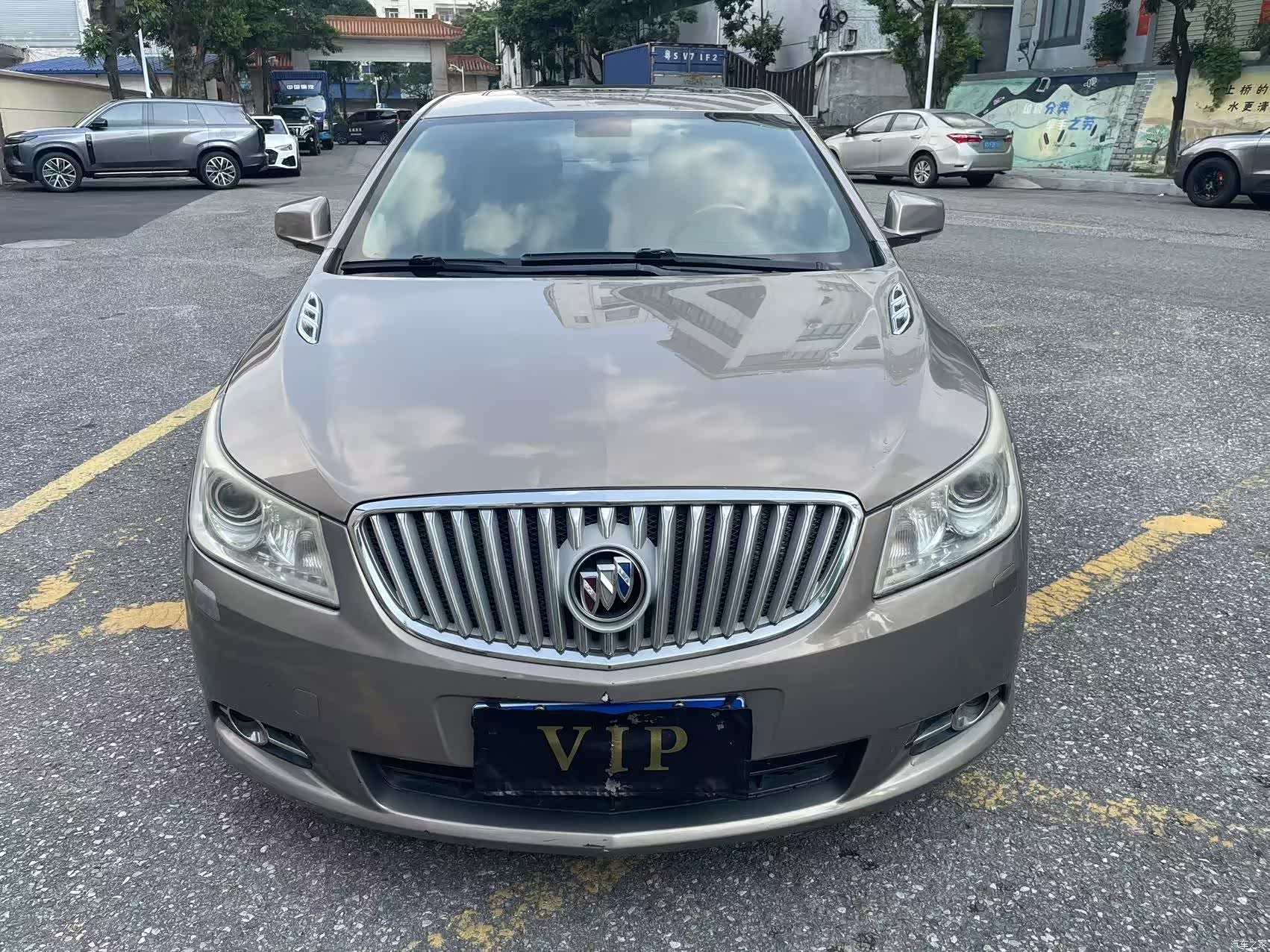 Buick LaCrosse, 2011 2