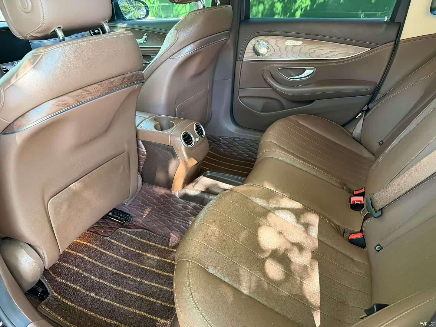 Mercedes-Benz E-Class, 2020 6