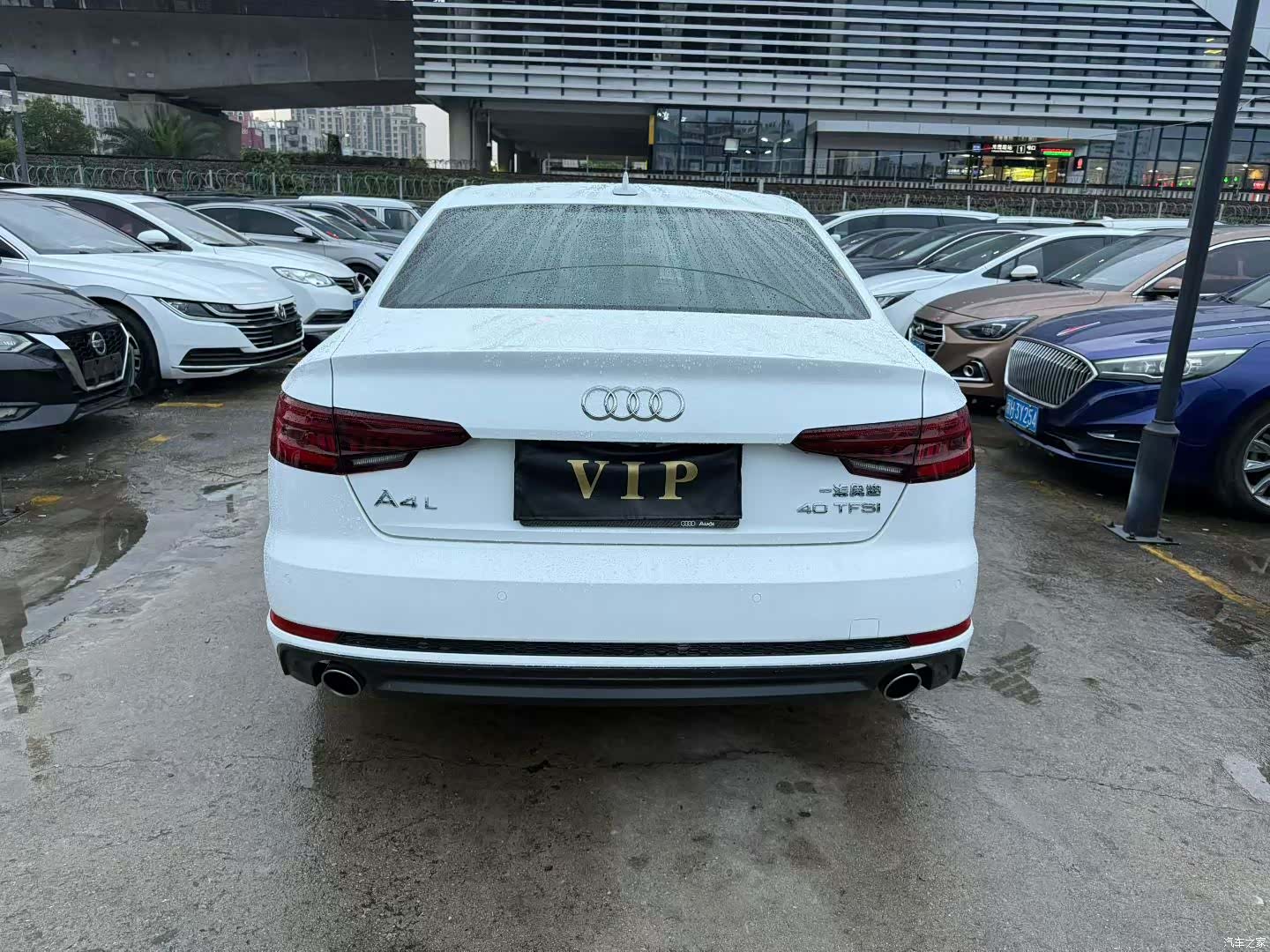 Audi A4L, 2018 7