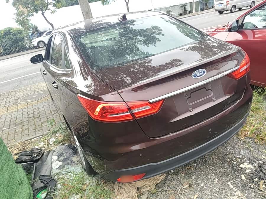 Ford Focus 2020, фото 5
