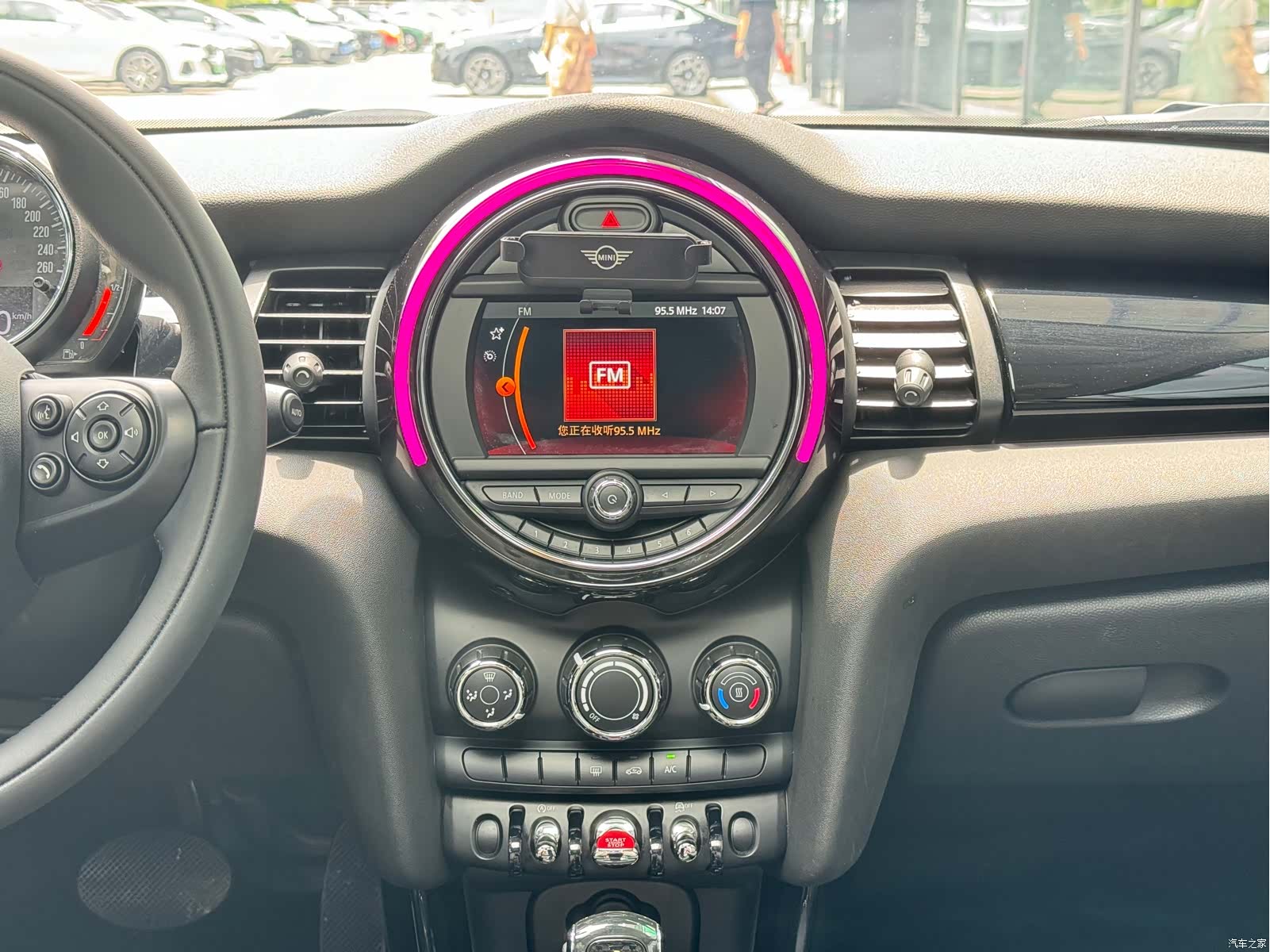 Mini ONE, 2021 9