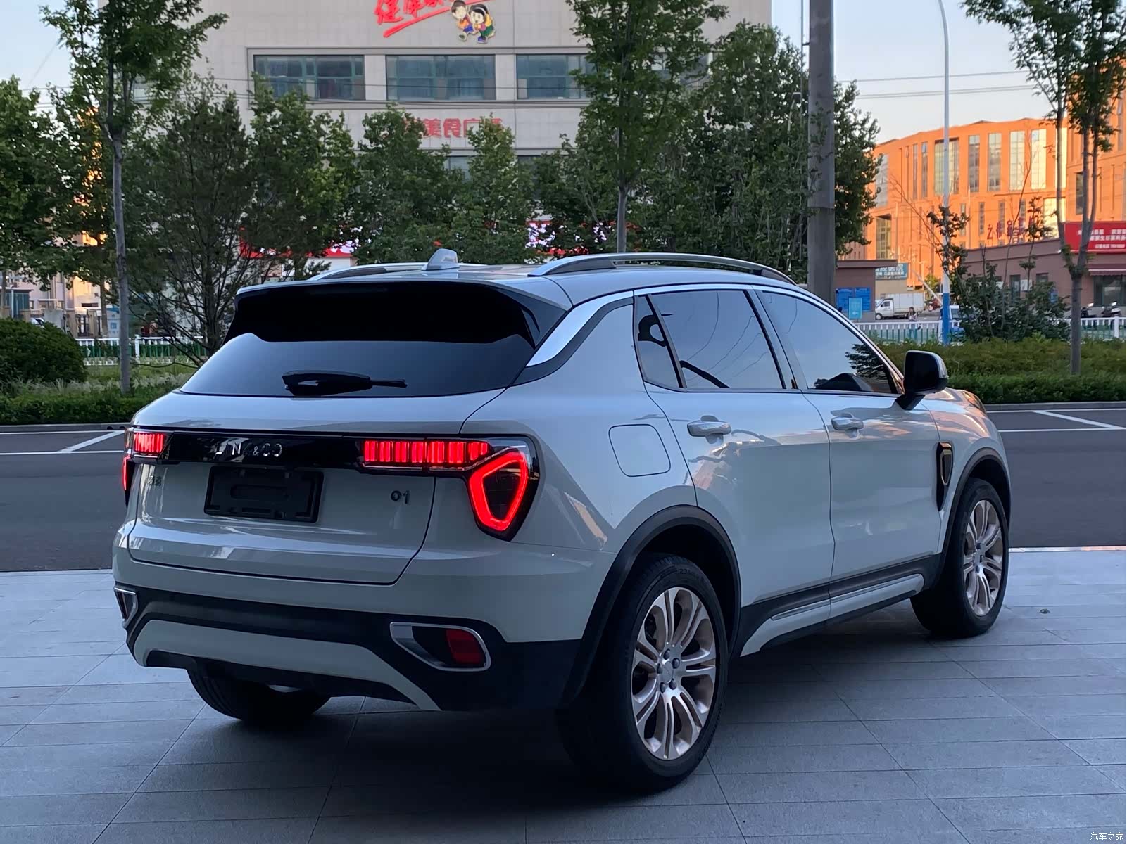 Lynk & Co 01, 2018 9