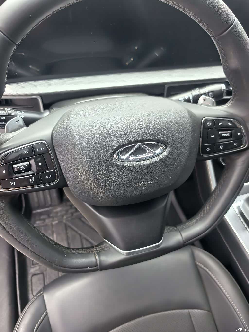 Chery Tiggo 8, 2023 12