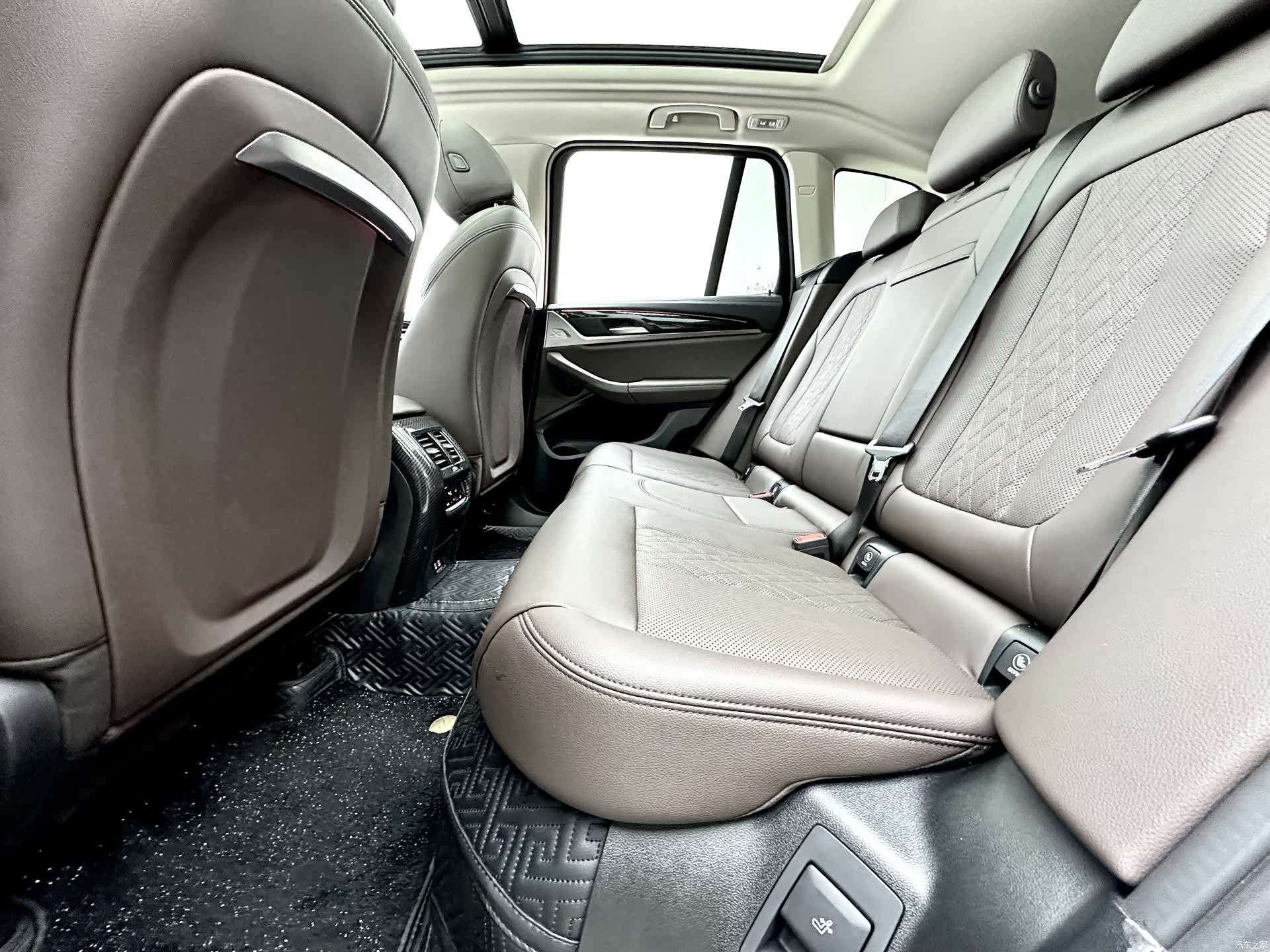 BMW X3, 2022 11