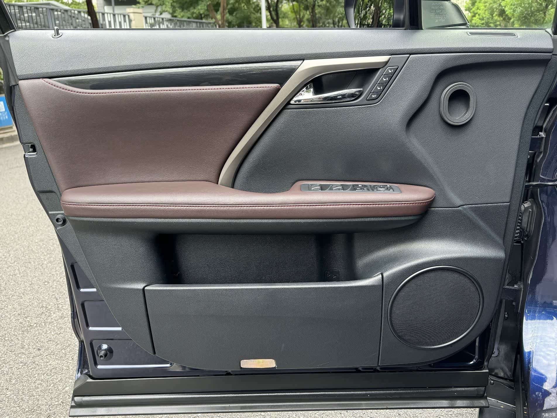 Lexus RX, 2022 14