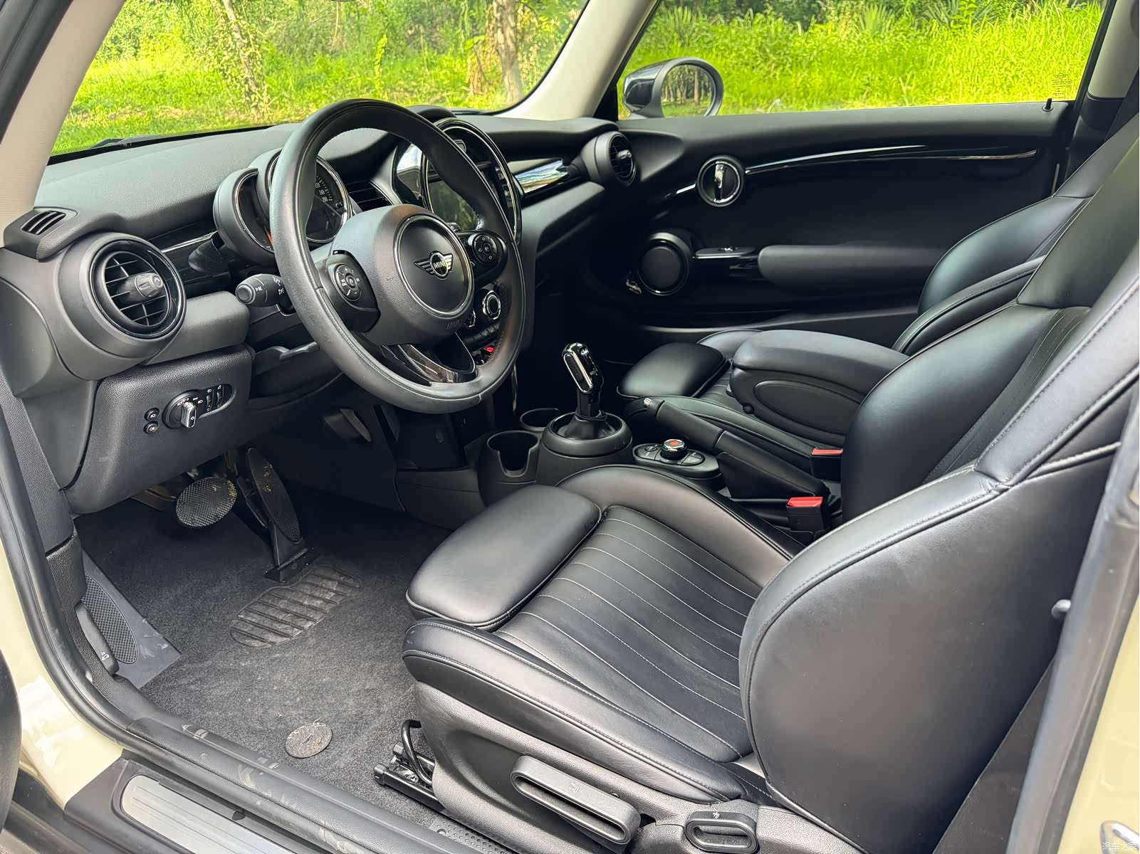 Mini Cooper, 2019 10