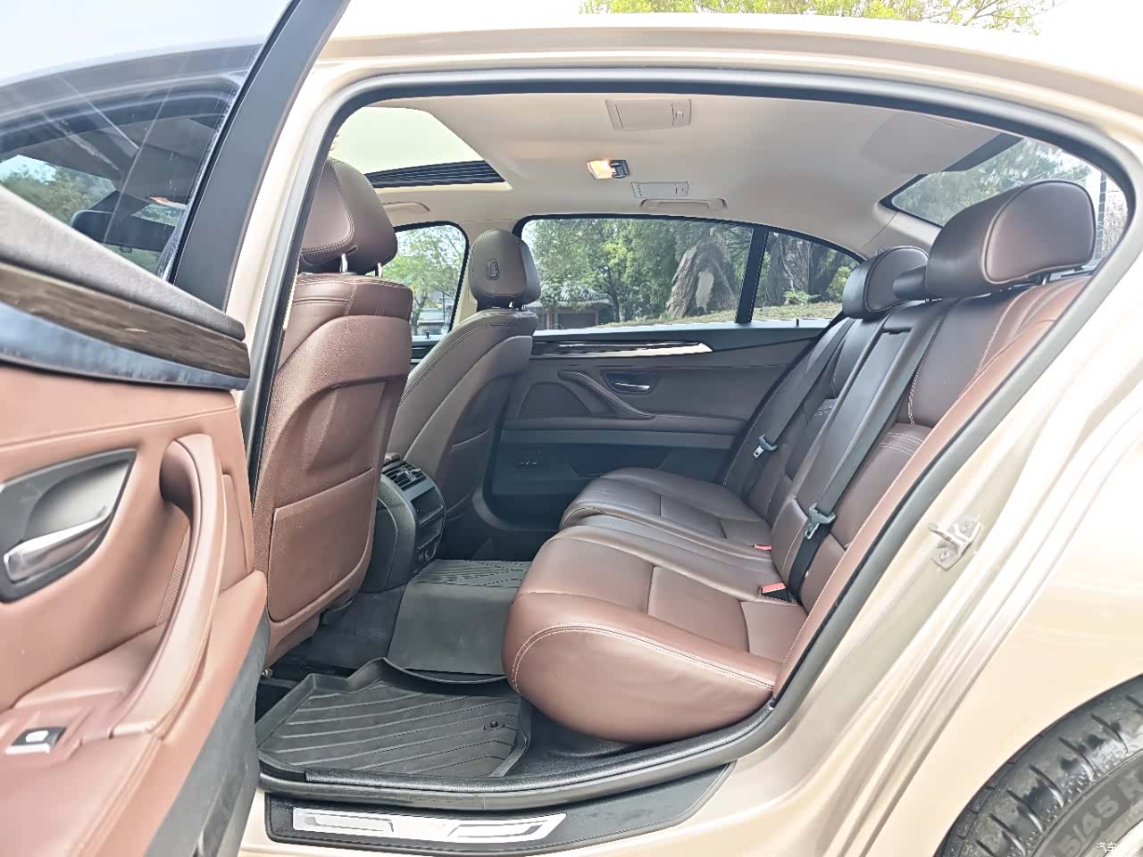 BMW 5 Series, 2017 все фото