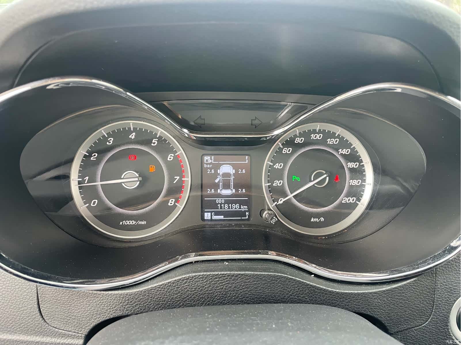 Wuling 560, 2016 15