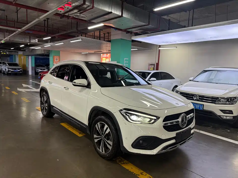 Mercedes-Benz GLA