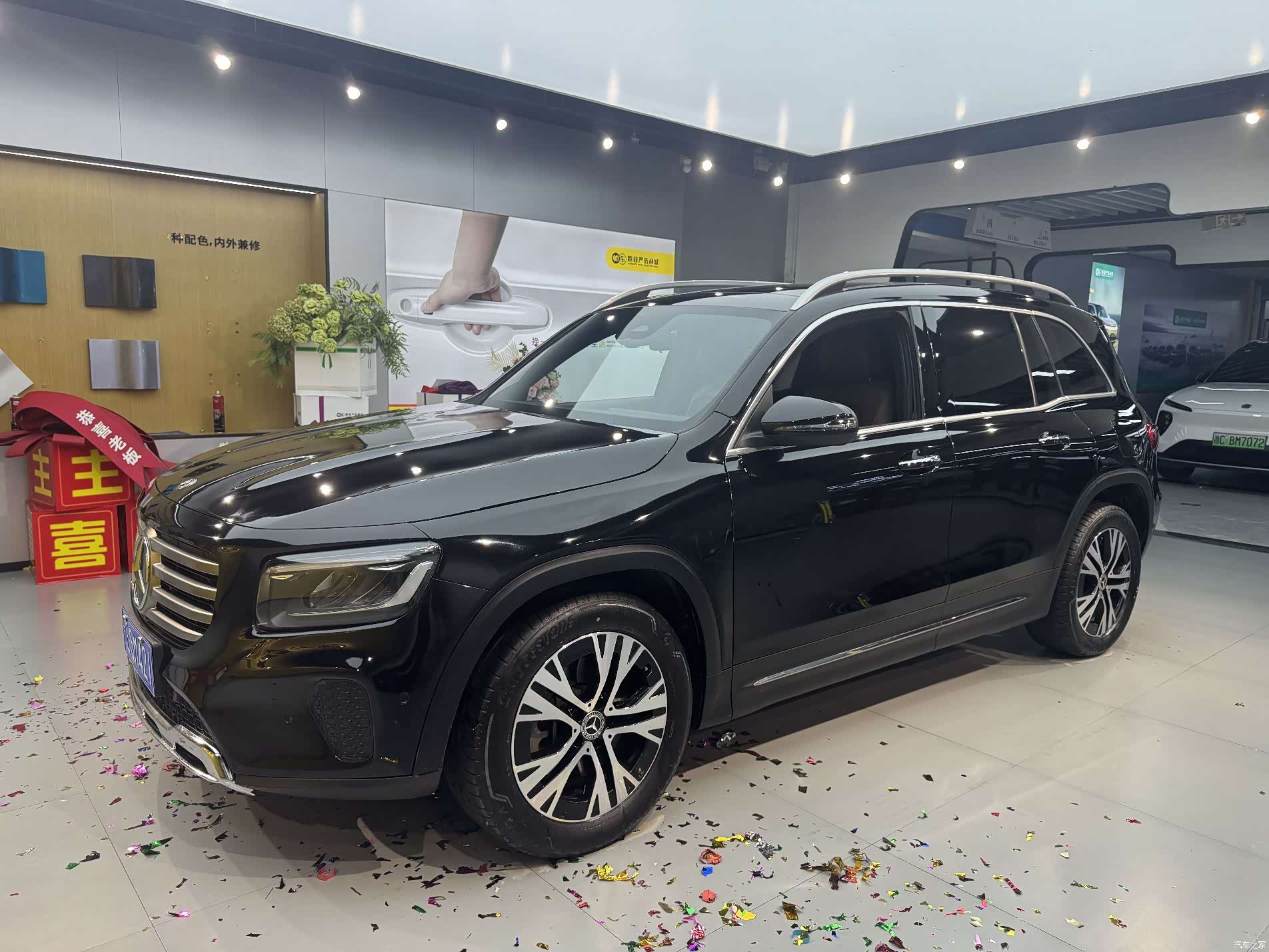 Mercedes-Benz GLB, 2025 1