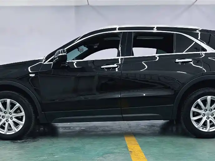 Cadillac XT4