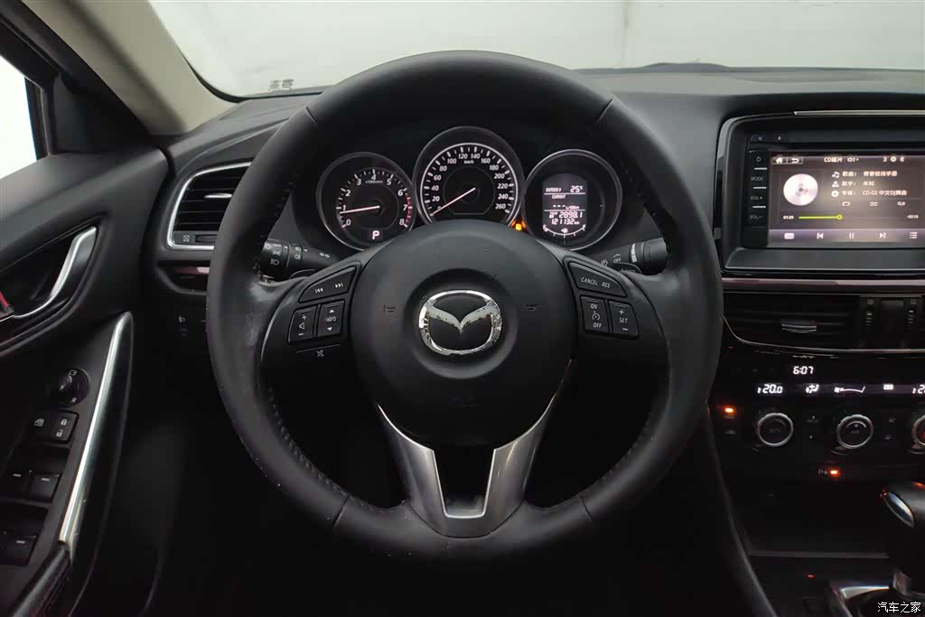Mazda Atenza, 2016 15