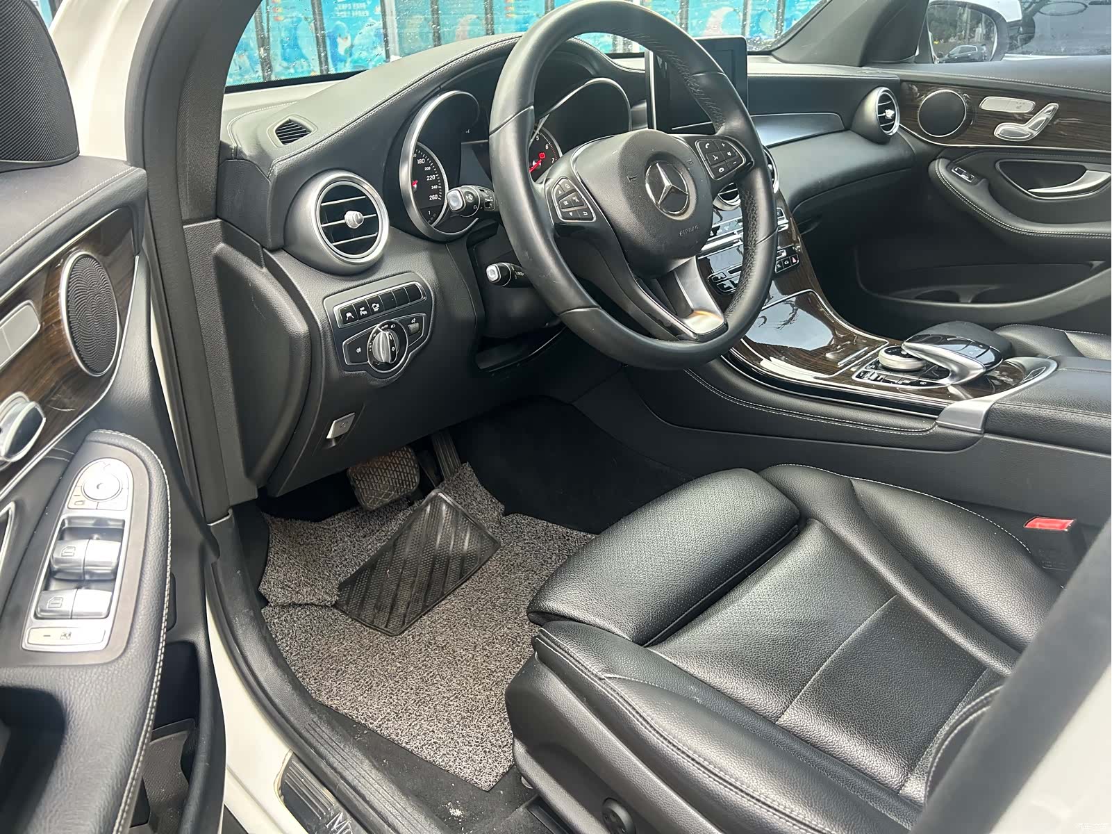 Mercedes-Benz GLC, 2016 7