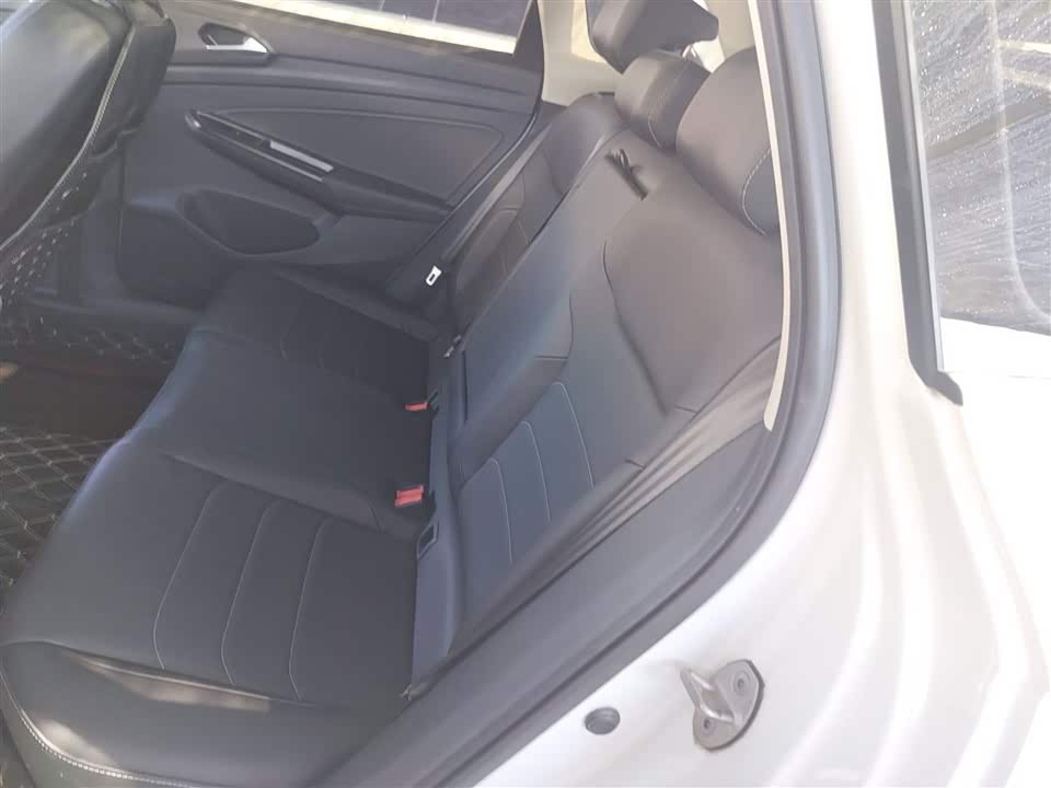 Jetta VS7