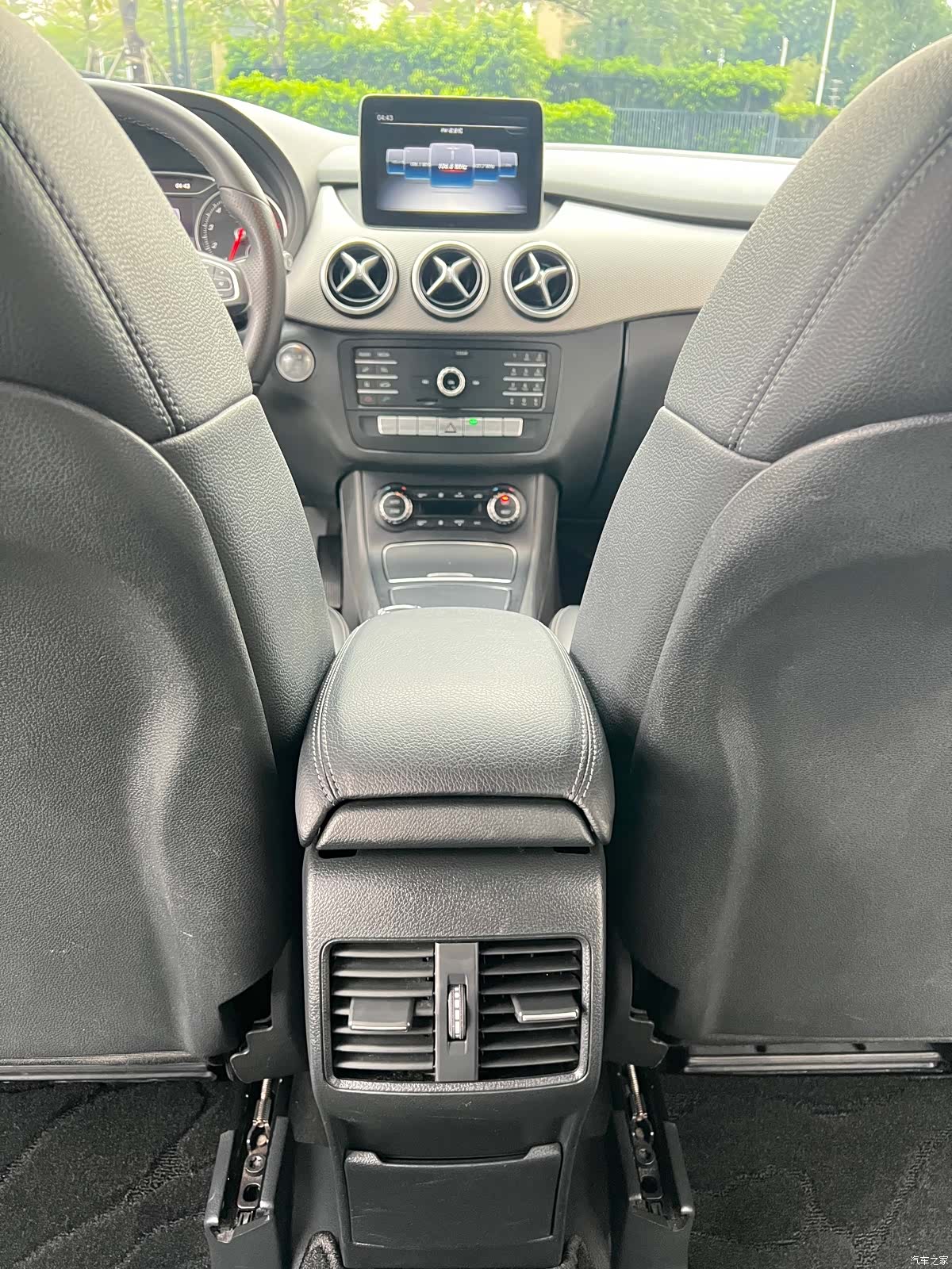 Mercedes-Benz B-Class, 2018 25