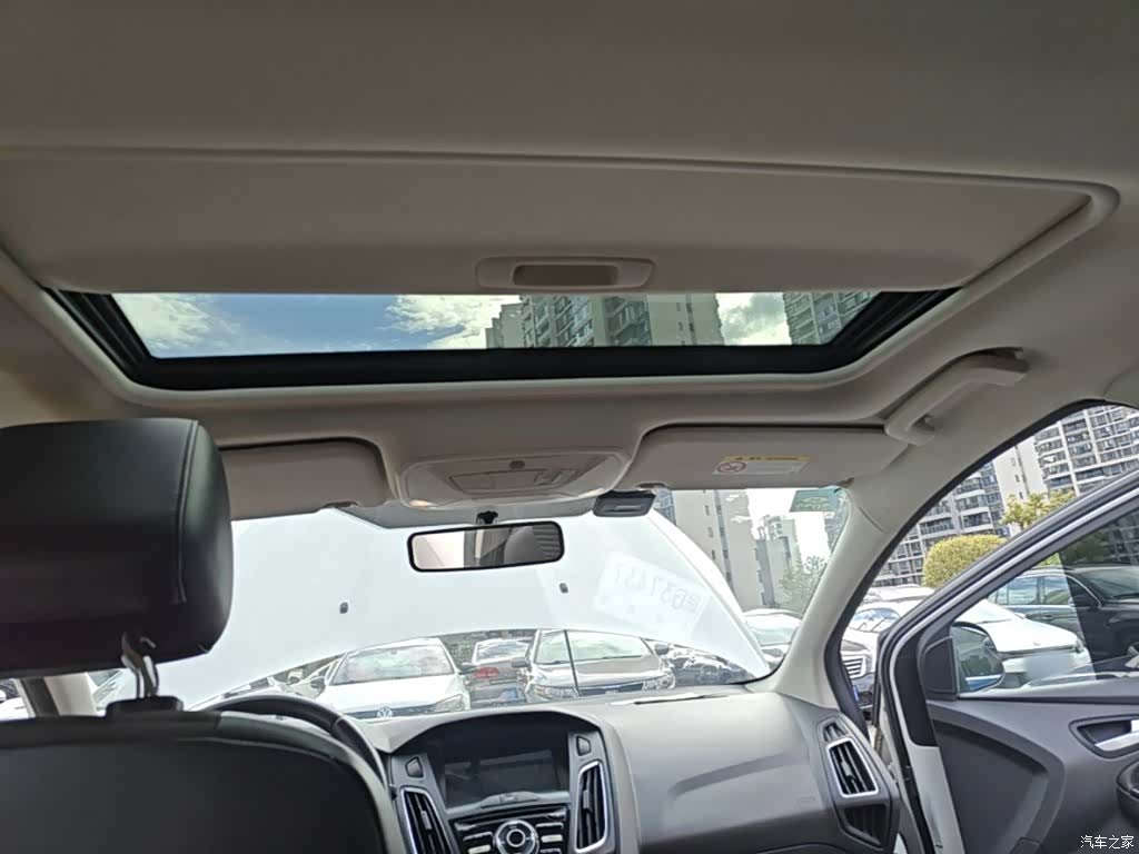 Ford Focus, 2020 18