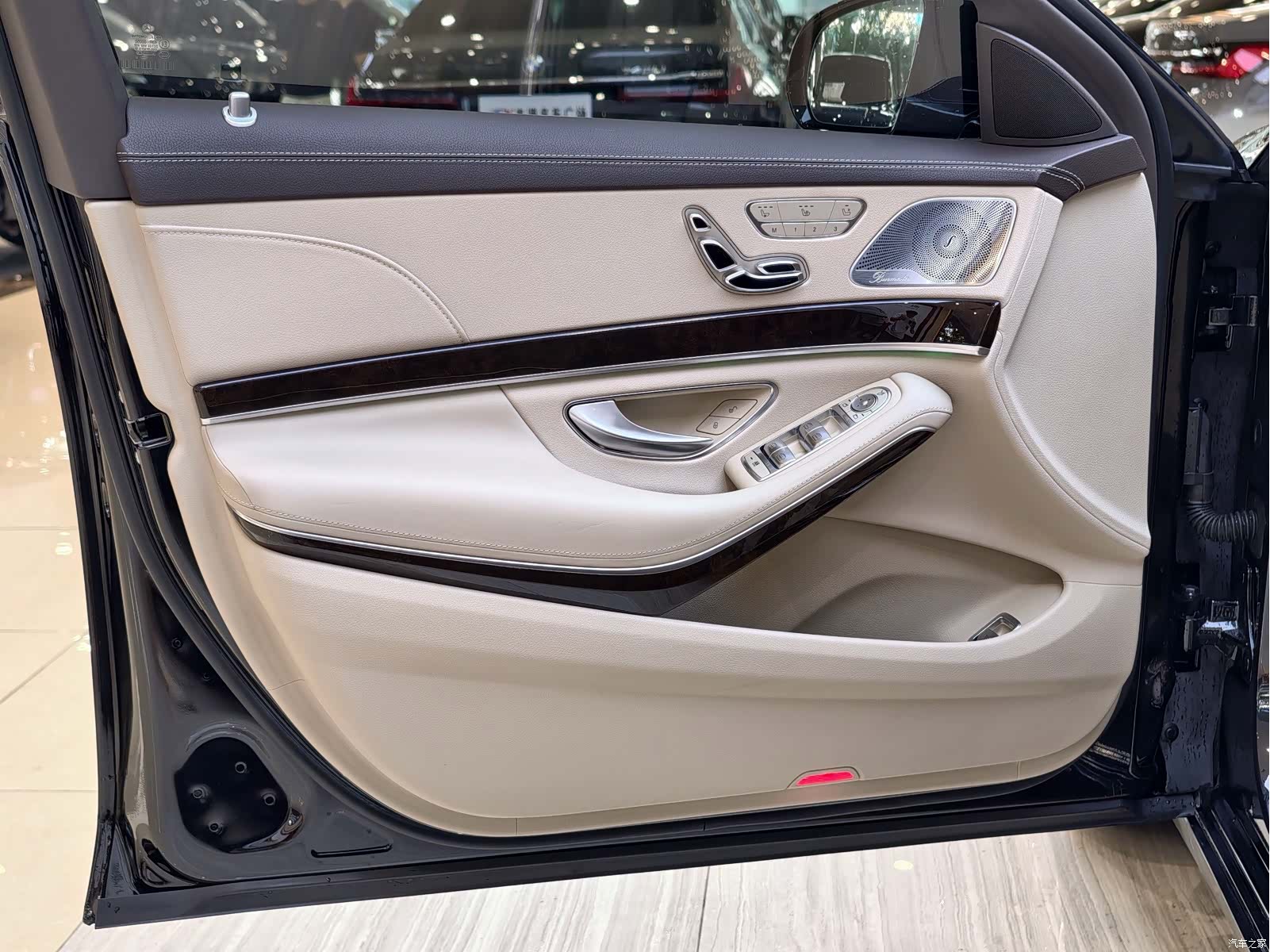 Maybach S-Class, 2019 4