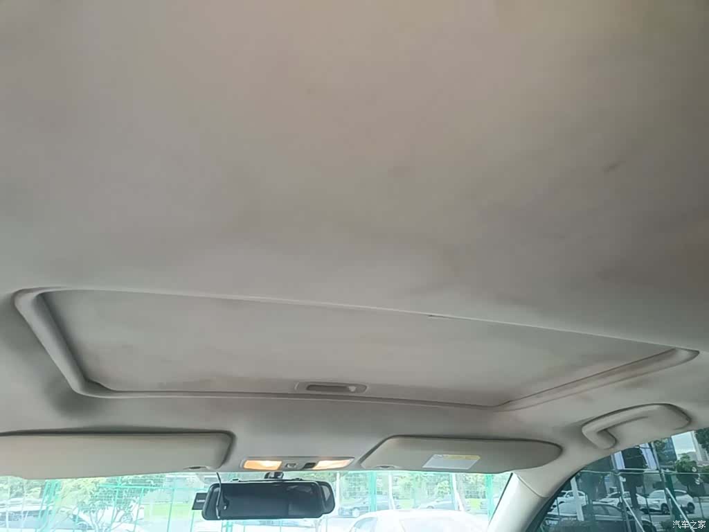 Mitsubishi Outlander, 2019 18