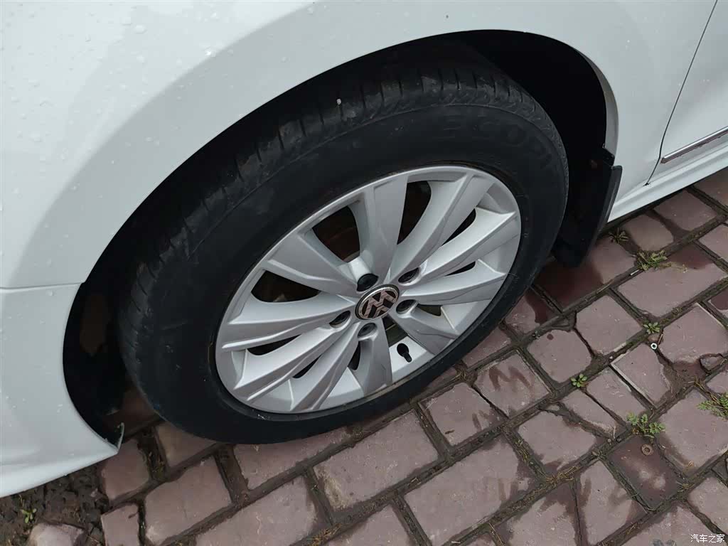 Volkswagen Sagitar, 2016 25