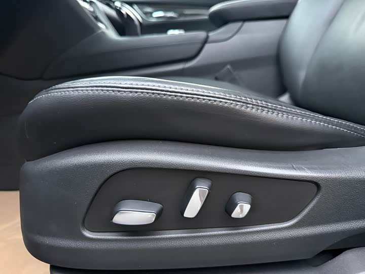 Cadillac XT6 2020 gai 28T liu seats AWD hao hua Sport