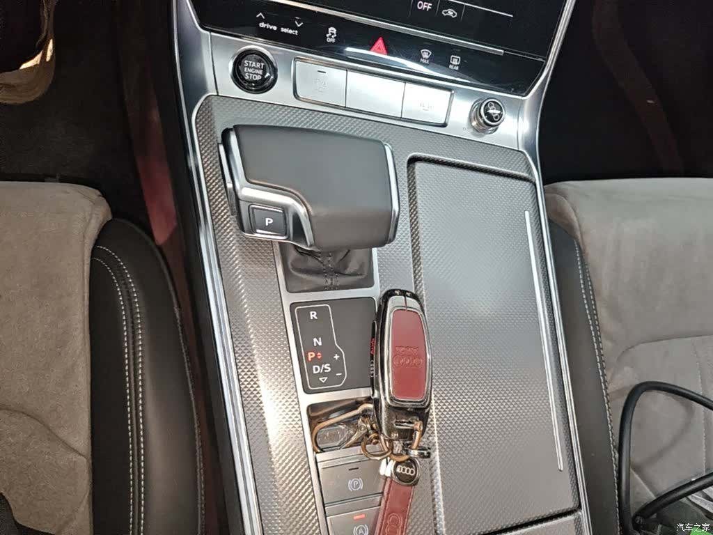 Audi A6L, 2025 14