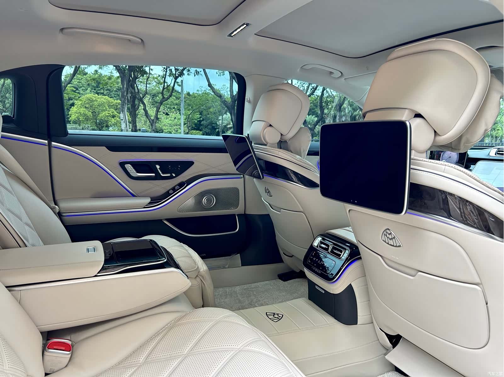 Maybach S-Class, 2025 13