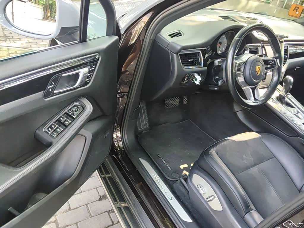 Porsche Macan, 2015 16