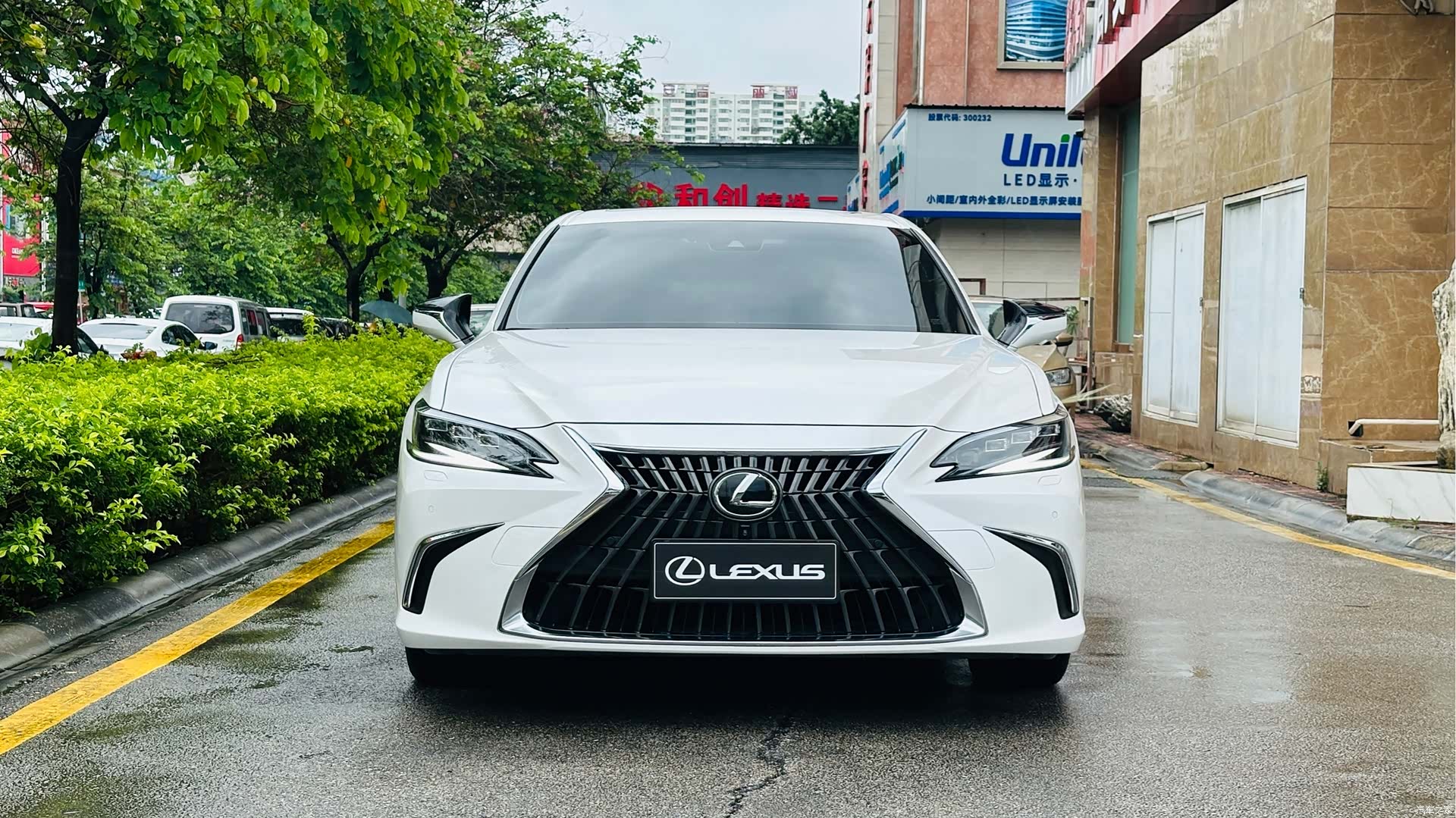 Lexus ES, 2024 2