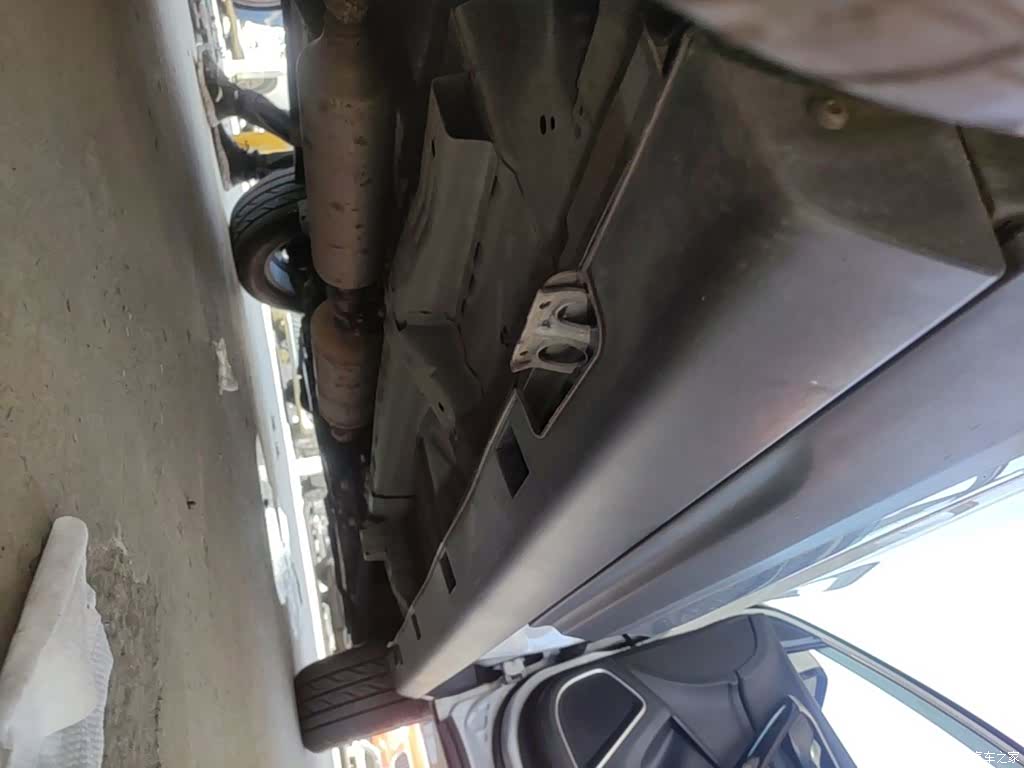 DongFeng AX7, 2019 21