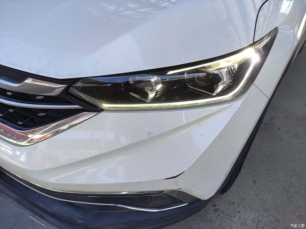 DongFeng AX7, 2019 24
