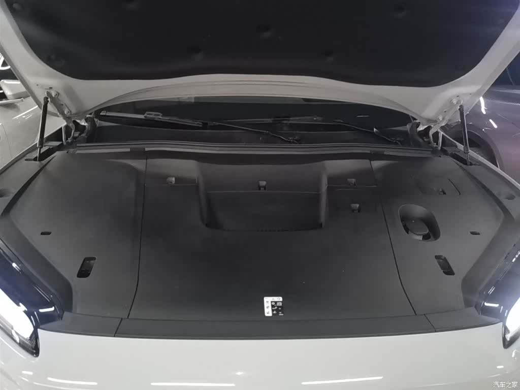 NIO ES6, 2025 20